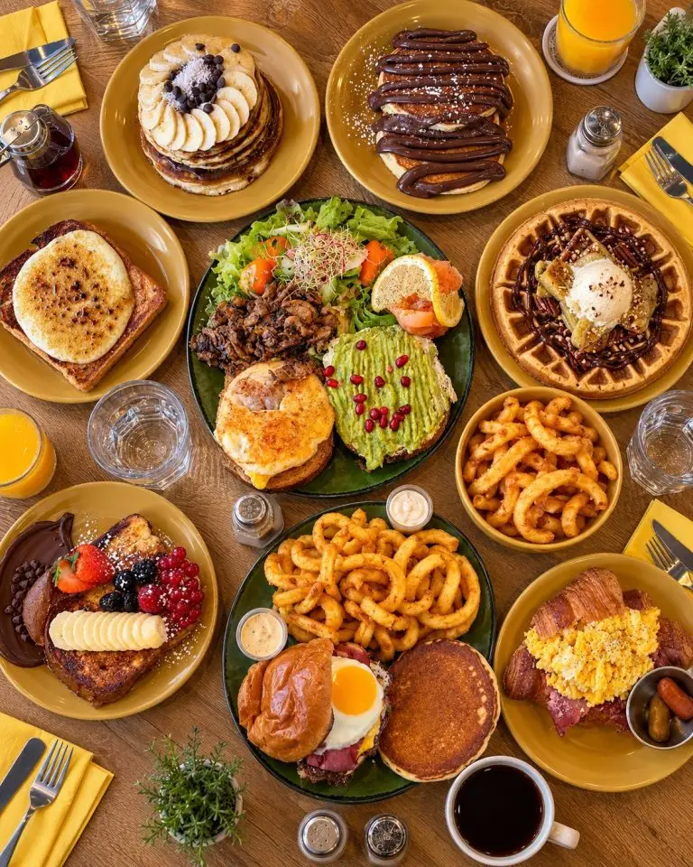 Sista Place Lyon : le brunch où LFL fait ses rendez-vous pro (croissant Cardini en tête)