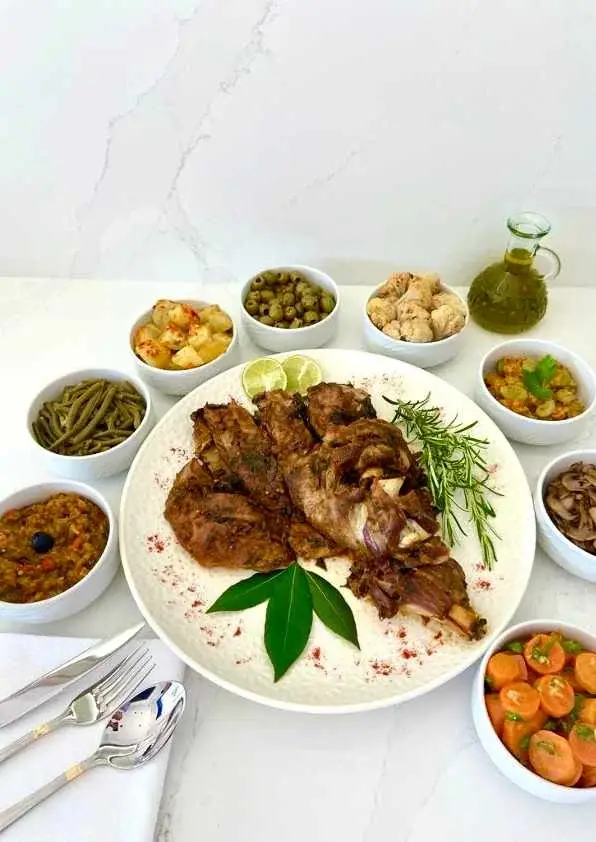 Épaule d’agneau rôtie au four aux herbes et à l’ail