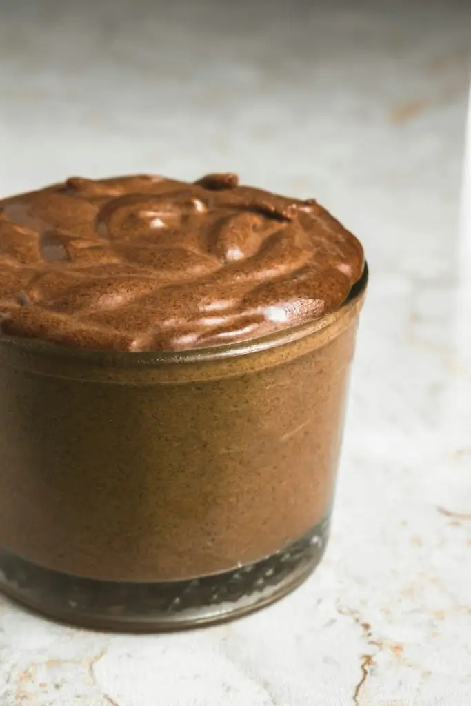 Mousse au chocolat noir allégée – recette Lyon Food Lovers