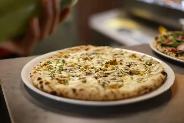 Vittoria à Corbas : la pizza napolitaine au feu de bois qui vaut le détour